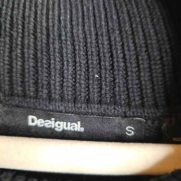 Desigual Sm Vintage Geometric Floral n Emblished Gems sweater Crawl Neck Stylish - Picture 2 of 15